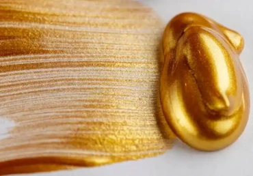 gold liquid paint